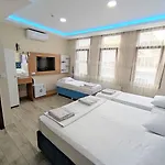 Aparthotel Grafen 3*